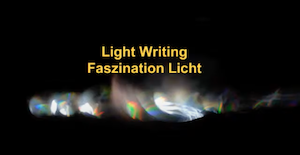 Bild "Mehr über mich:light_writing-k.png"
